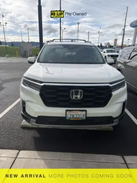 White 2023 Honda Pilot Touring for sale in Longview, WA
