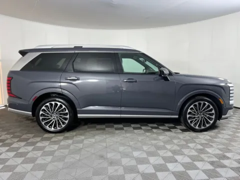 More photos of 2026 Hyundai Palisade Hybrid Calligraphy at Bud Clary Ford Longview, WA