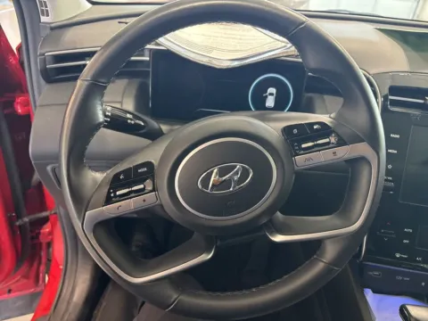 Photos of 2022 Hyundai Tucson SEL for sale in Longview, WA at Bud Clary Ford Longview