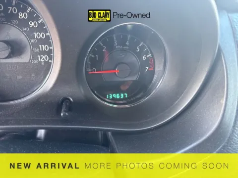 Black 2013 Chrysler 200 Limited for sale in Longview, WA