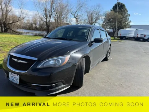 Another view of 2013 Chrysler 200 Limited for sale in Longview, WA at Bud Clary Ford Longview