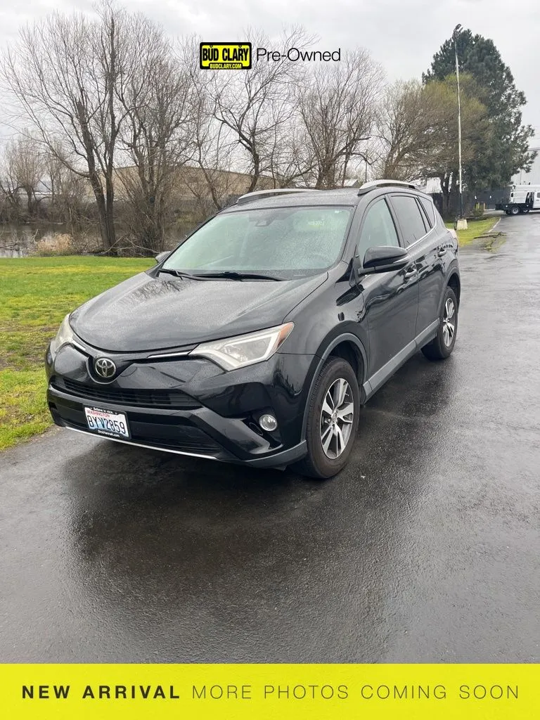 Black 2018 Toyota RAV4 XLE for sale in Longview, WA