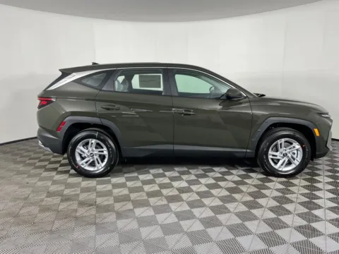 More photos of 2026 Hyundai Tucson SE at Bud Clary Ford Longview, WA