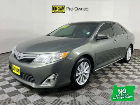 Green 2013 Toyota Camry XLE for sale in Longview, WA