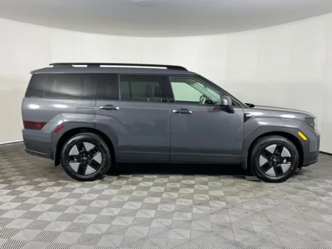 More photos of 2025 Hyundai Santa Fe Hybrid SEL at Bud Clary Ford Longview, WA