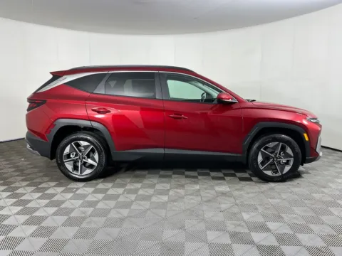 More photos of 2026 Hyundai Tucson SEL at Bud Clary Ford Longview, WA