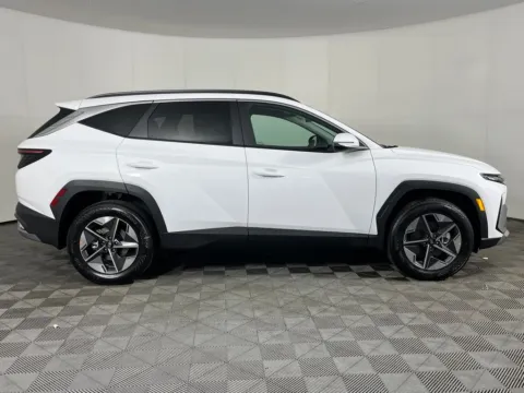 More photos of 2026 Hyundai Tucson SEL Premium at Bud Clary Ford Longview, WA