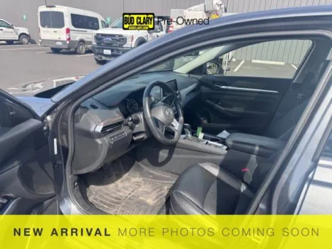 Silver 2022 Nissan Altima 2.5 SL for sale in Longview, WA