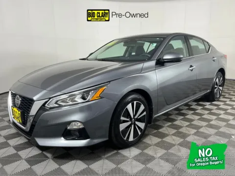 Gray 2022 Nissan Altima 2.5 SL for sale in Longview, WA
