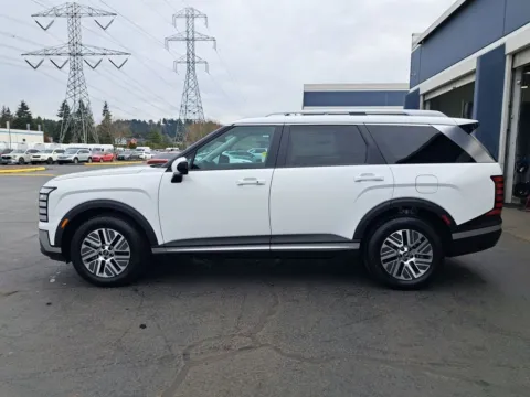Photos of 2026 Hyundai Palisade Hybrid SEL for sale in Longview, WA at Bud Clary Ford Longview