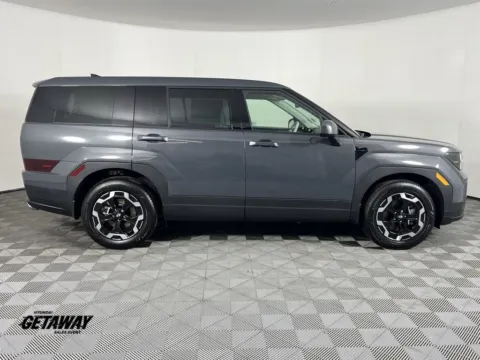 More photos of 2025 Hyundai Santa Fe SE at Ford Longview, WA