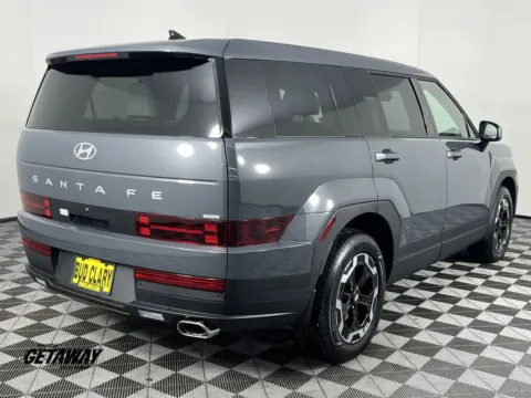 More photos of 2025 Hyundai Santa Fe SE at Ford Longview, WA