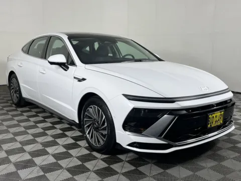 Another view of 2025 Hyundai Sonata Hybrid Limited for sale in Longview, WA at Ford Longview