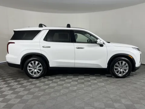 More photos of 2025 Hyundai Palisade SEL at Ford Longview, WA