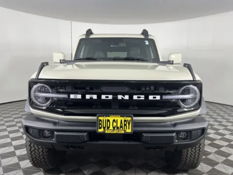 Photos of 2025 Ford Bronco Outer Banks for sale in Longview, WA at Ford Longview