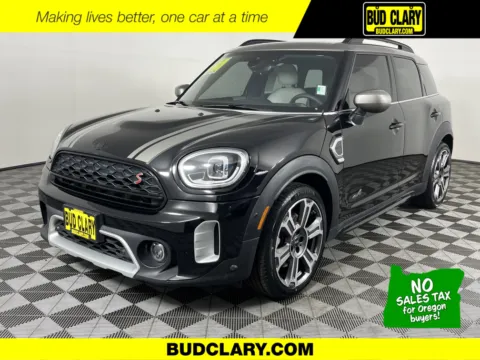 Black 2022 MINI Countryman Cooper S for sale in Longview, WA