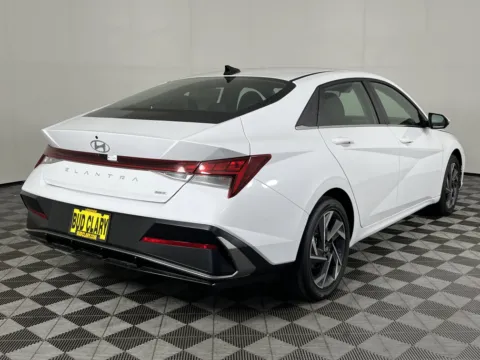 More photos of 2025 Hyundai Elantra Hybrid Limited at Ford Longview, WA