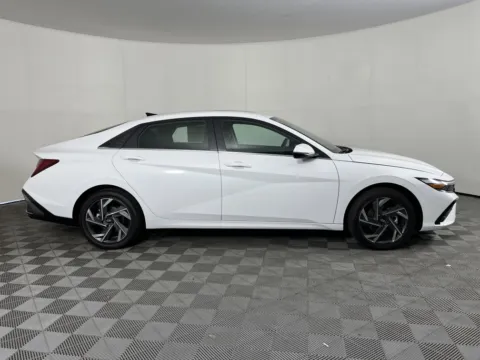 More photos of 2025 Hyundai Elantra Hybrid Limited at Ford Longview, WA