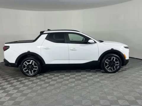 More photos of 2025 Hyundai Santa Cruz Limited at Ford Longview, WA