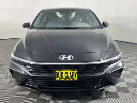 Photos of 2025 Hyundai Elantra SEL Sport for sale in Longview, WA at Ford Longview