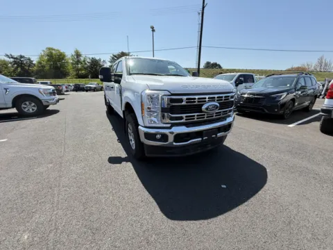More photos of 2023 Ford Super Duty F-350 SRW at Ford Longview, WA
