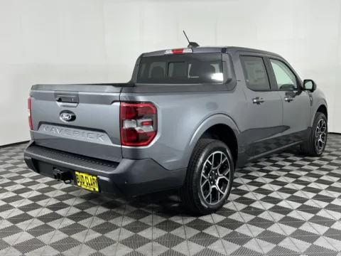 More photos of 2025 Ford Maverick LARIAT at Ford Longview, WA