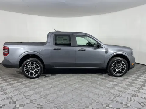 More photos of 2025 Ford Maverick LARIAT at Ford Longview, WA