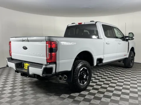 More photos of 2025 Ford Super Duty F-350 SRW LARIAT at Ford Longview, WA