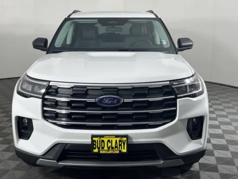 Photos of 2025 Ford Explorer Active for sale in Longview, WA at Ford Longview