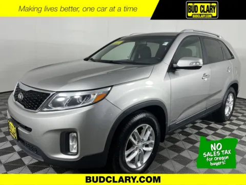 Gray 2015 Kia Sorento LX for sale in Longview, WA