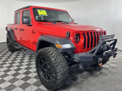 Another view of 2020 Jeep Gladiator Sport S for sale in Longview, WA at Ford Longview