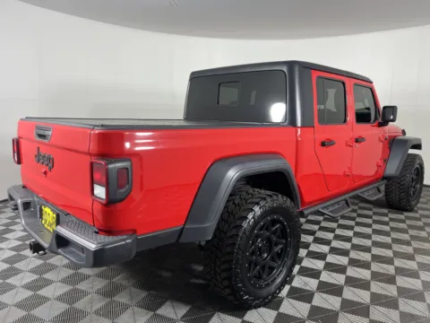 More photos of 2020 Jeep Gladiator Sport S at Ford Longview, WA