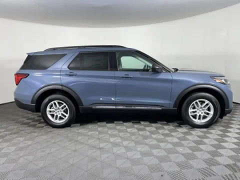 More photos of 2025 Ford Explorer Active at Ford Longview, WA