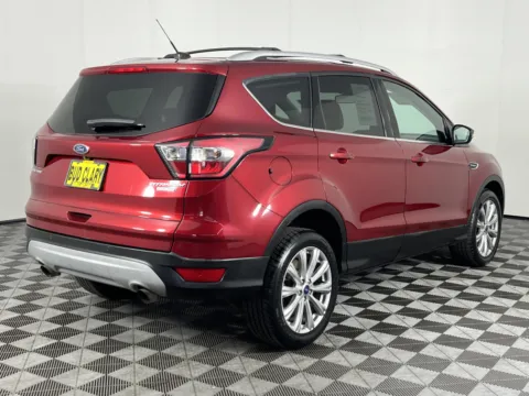 More photos of 2017 Ford Escape Titanium at Ford Longview, WA