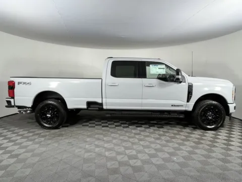 More photos of 2025 Ford F-350SD Lariat at Ford Longview, WA