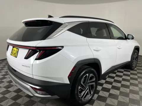More photos of 2025 Hyundai Tucson Hybrid Limited at Ford Longview, WA