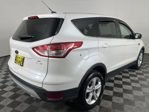 More photos of 2015 Ford Escape SE at Ford Longview, WA