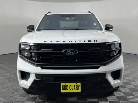 Photos of 2025 Ford Expedition Platinum for sale in Longview, WA at Ford Longview