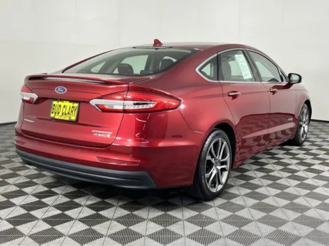 More photos of 2019 Ford Fusion Hybrid Titanium at Ford Longview, WA