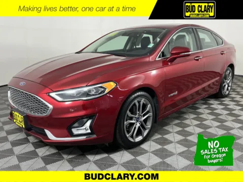 Red 2019 Ford Fusion Hybrid Titanium for sale in Longview, WA