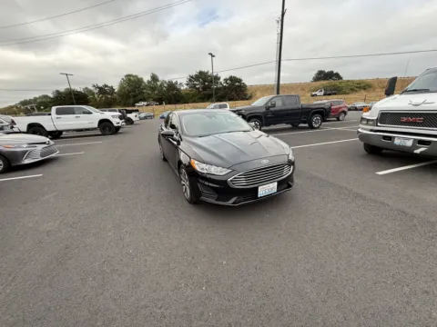 More photos of 2019 Ford Fusion SE at Ford Longview, WA