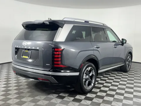 More photos of 2026 Hyundai Palisade Limited at Ford Longview, WA