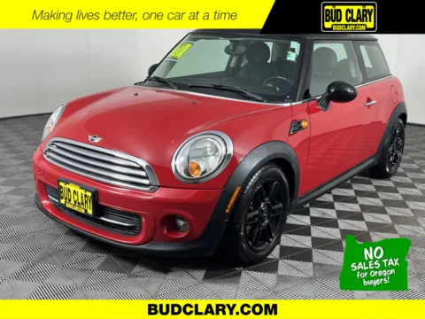Red 2013 MINI Cooper Hardtop Cooper for sale in Longview, WA
