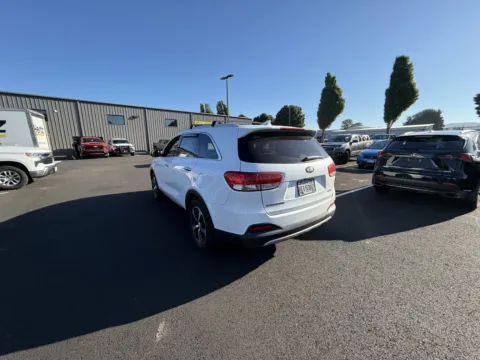 Another view of 2017 Kia Sorento EX V6 for sale in Longview, WA at Ford Longview