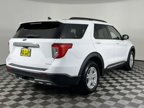 More photos of 2022 Ford Explorer XLT at Ford Longview, WA