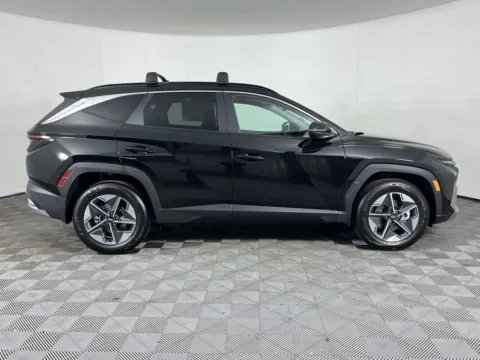 More photos of 2025 Hyundai Tucson Hybrid SEL Convenience at Ford Longview, WA