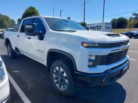 More photos of 2024 Chevrolet Silverado 2500HD Custom at Ford Longview, WA