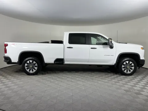 More photos of 2024 Chevrolet Silverado 2500HD Custom at Ford Longview, WA