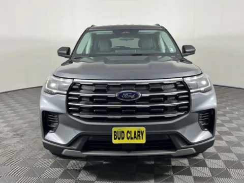 Photos of 2025 Ford Explorer Active for sale in Longview, WA at Ford Longview