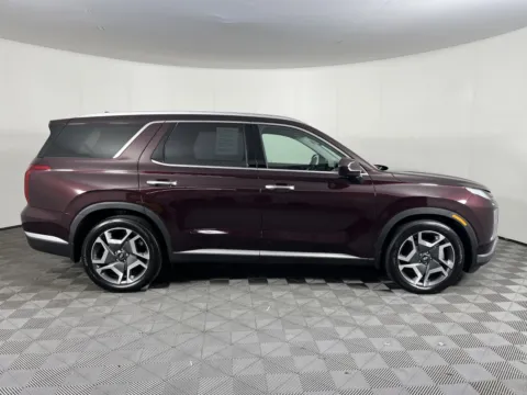 More photos of 2023 Hyundai Palisade Limited at Ford Longview, WA